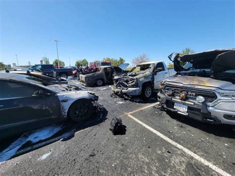 Antioch BART parking lot fire extinguished, six cars burned